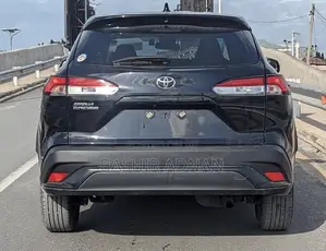 Toyota Corolla Cross 1.8 Hybrid FWD 2022 Black
