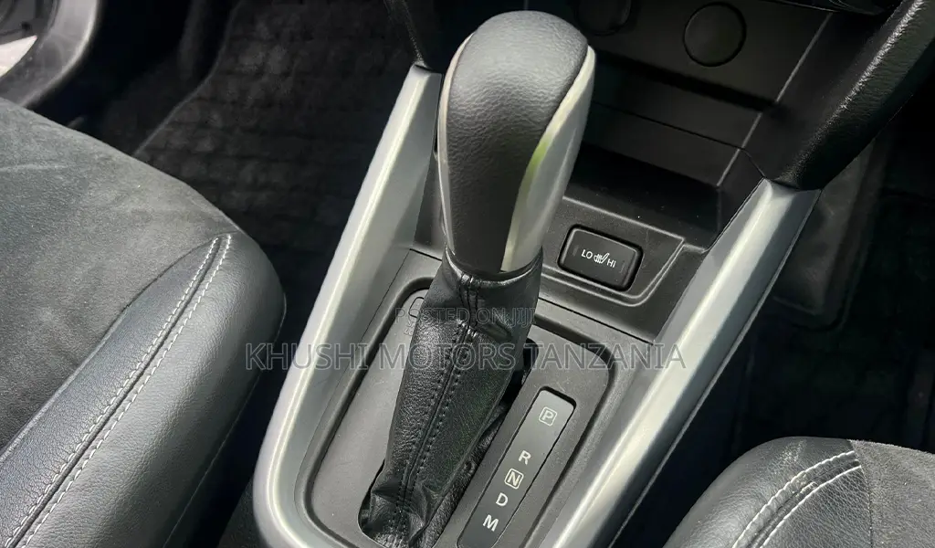 Suzuki Escudo 2015 Gray