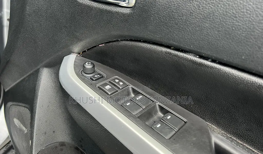Suzuki Escudo 2015 Gray