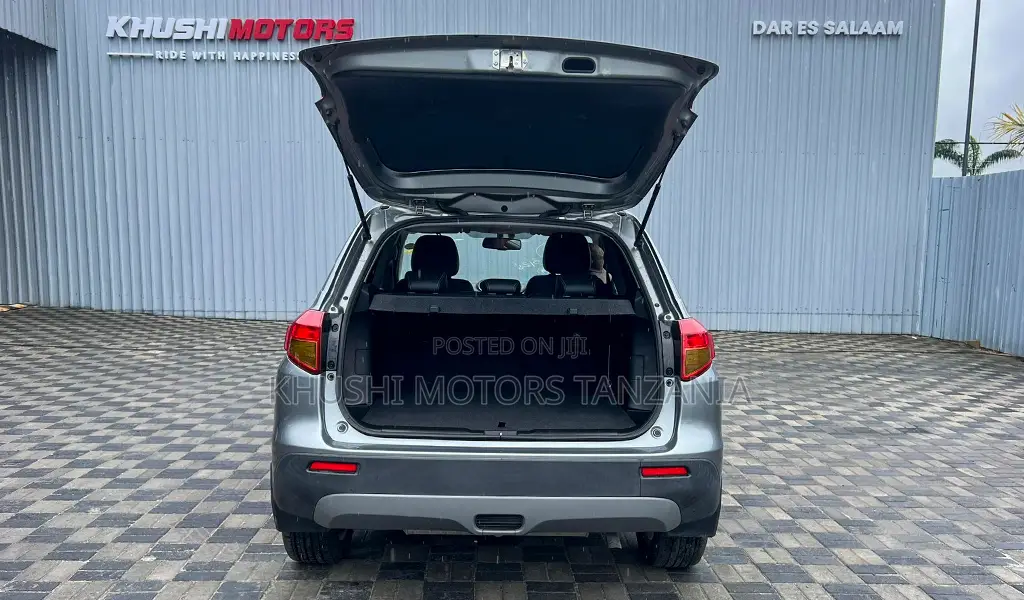 Suzuki Escudo 2015 Gray