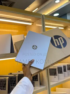 Laptop HP 14-Dq2031tg 8GB Intel Core I3 SSD 512GB