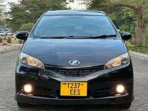 Photo - Toyota Wish 2010 Black