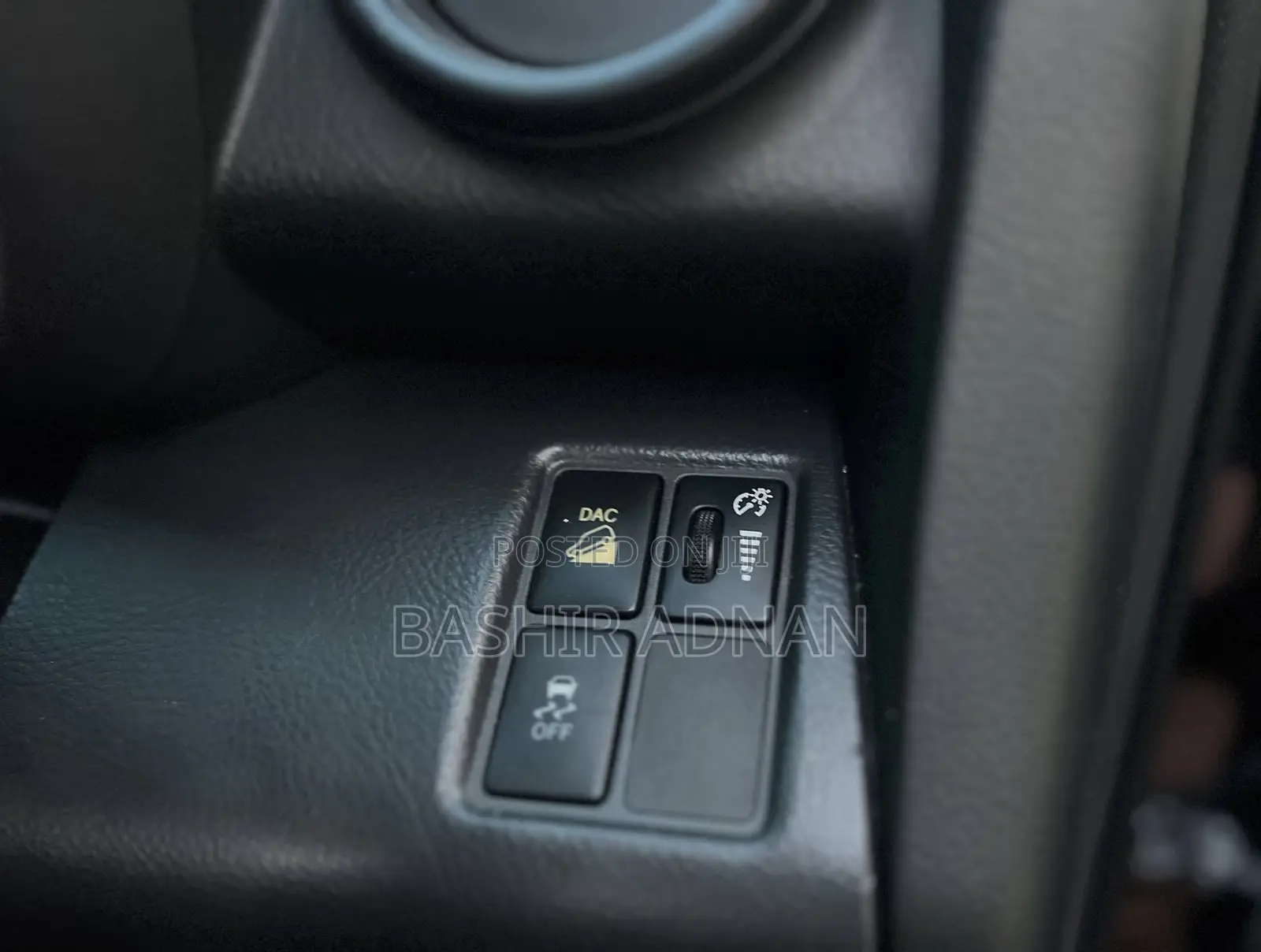 Toyota Vanguard 2011 Black