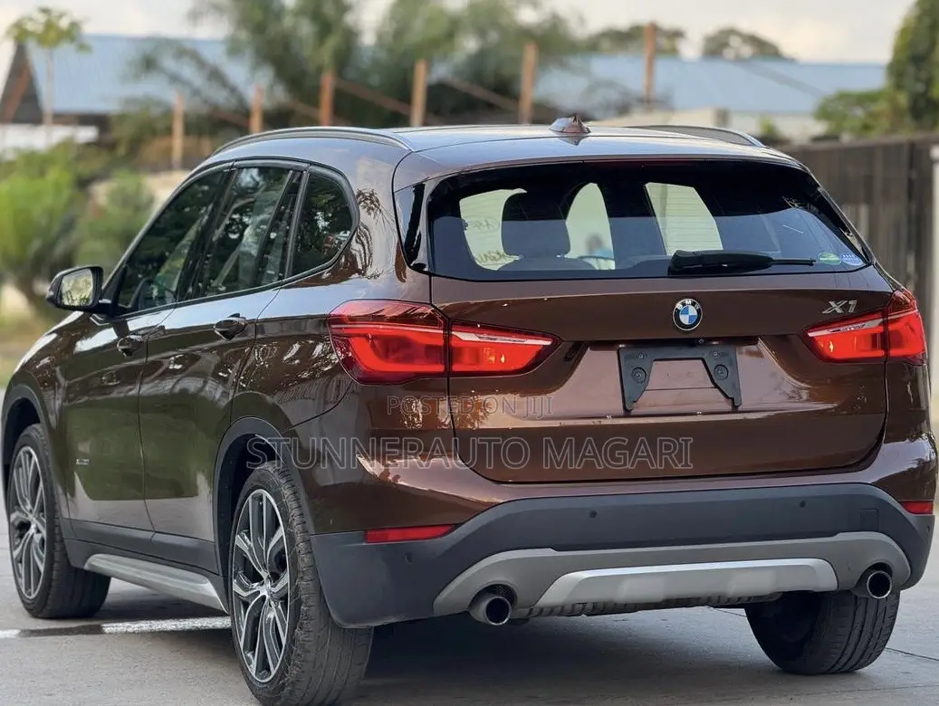 BMW X1 2015 Brown