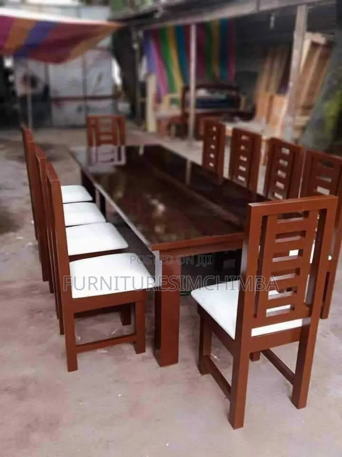Strong Dinning Table