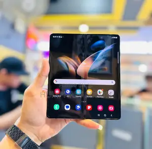 New Samsung Galaxy Z Fold4 256 GB Black