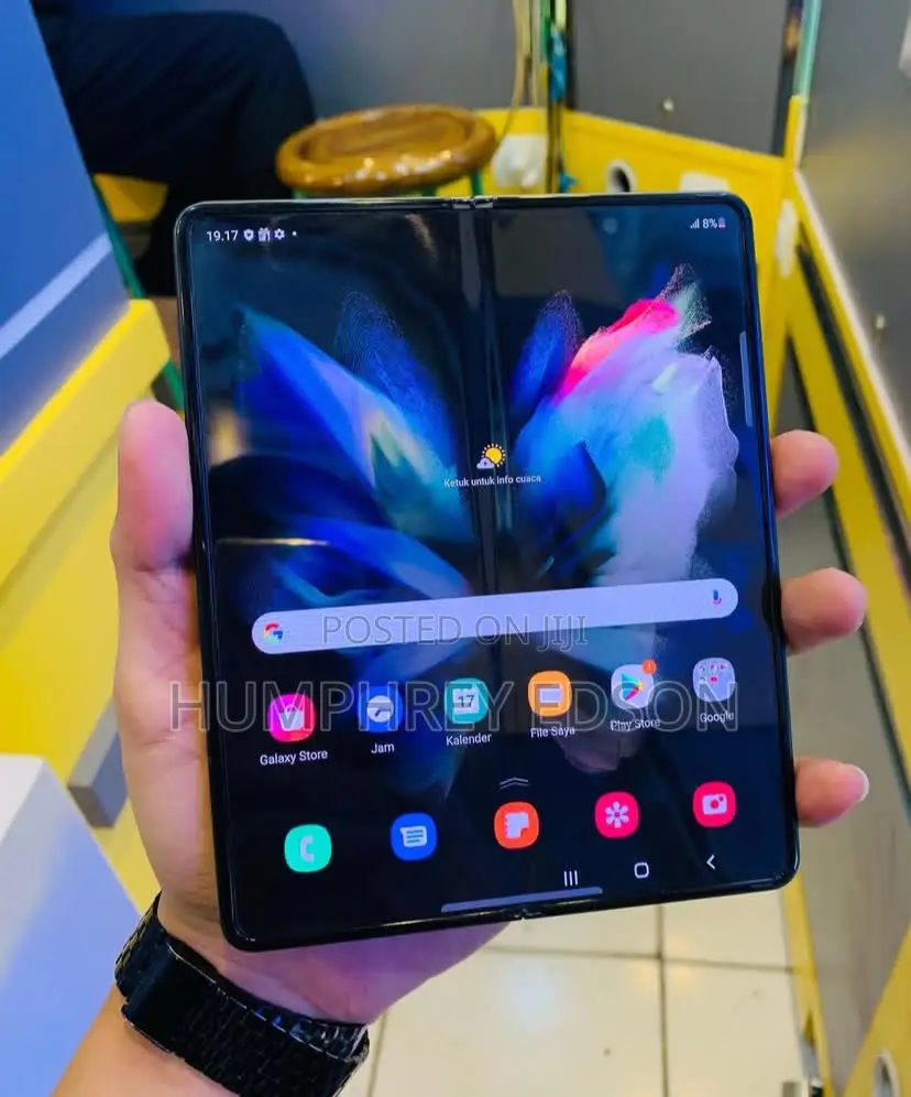 Samsung Galaxy Z Fold 3 256 GB Black