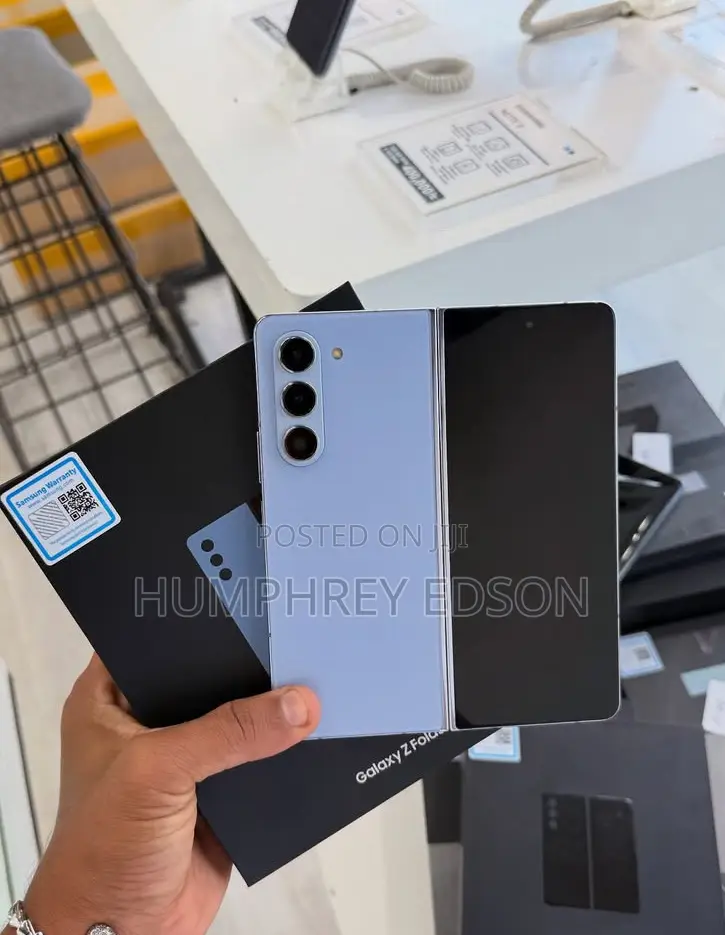 New Samsung Galaxy Z Fold 5 256 GB Blue