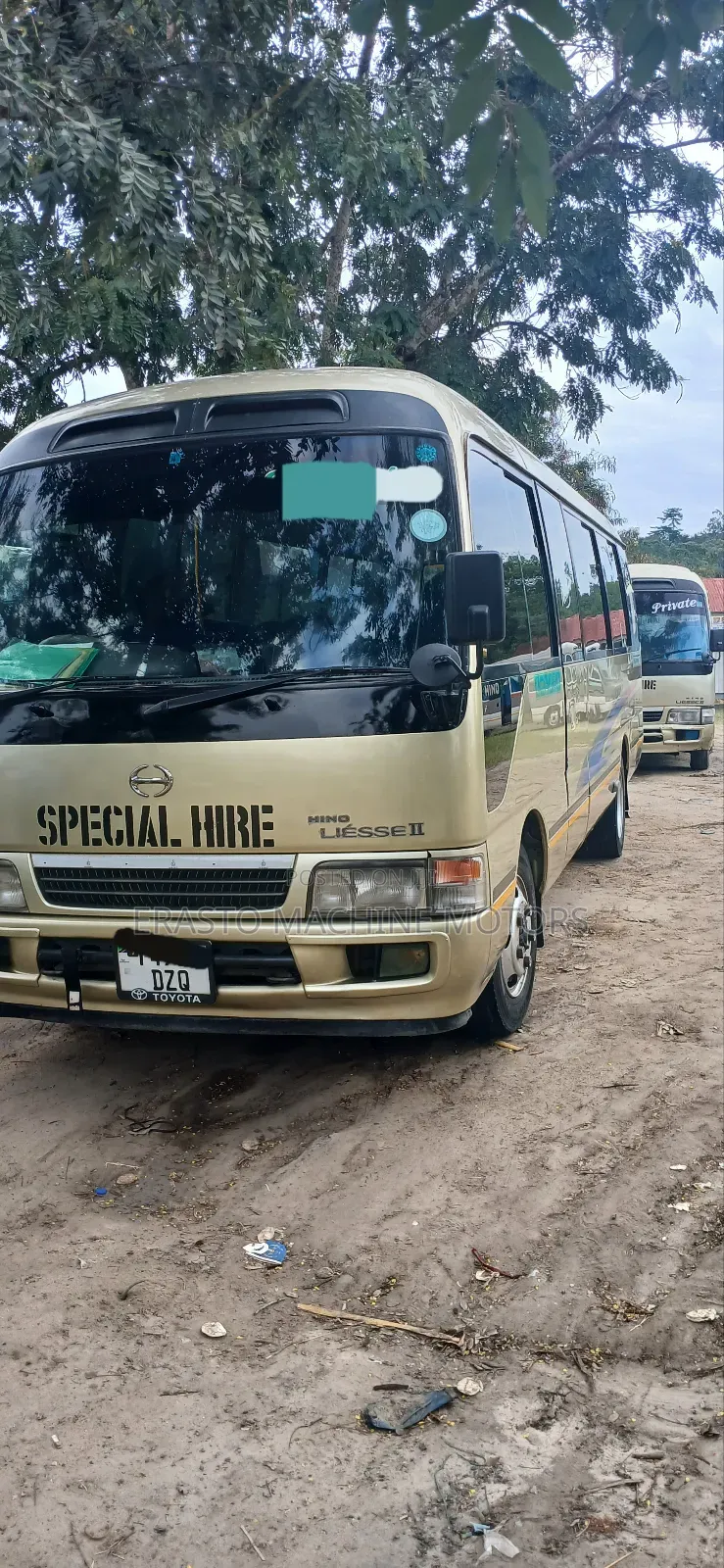 Toyota Coaster 2004 Gold