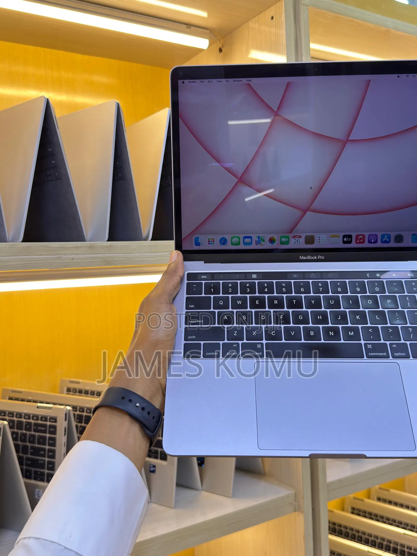 Laptop Apple MacBook Pro 2016 8GB Intel Core I5 SSD 256GB