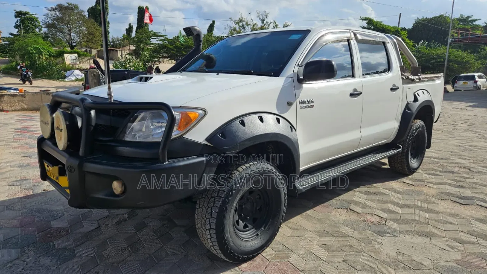 Toyota Hilux 2008 White