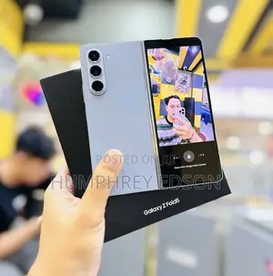 New Samsung Galaxy Z Fold 5 256 GB White