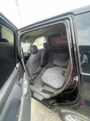 Toyota Fun Cargo 2004 Black