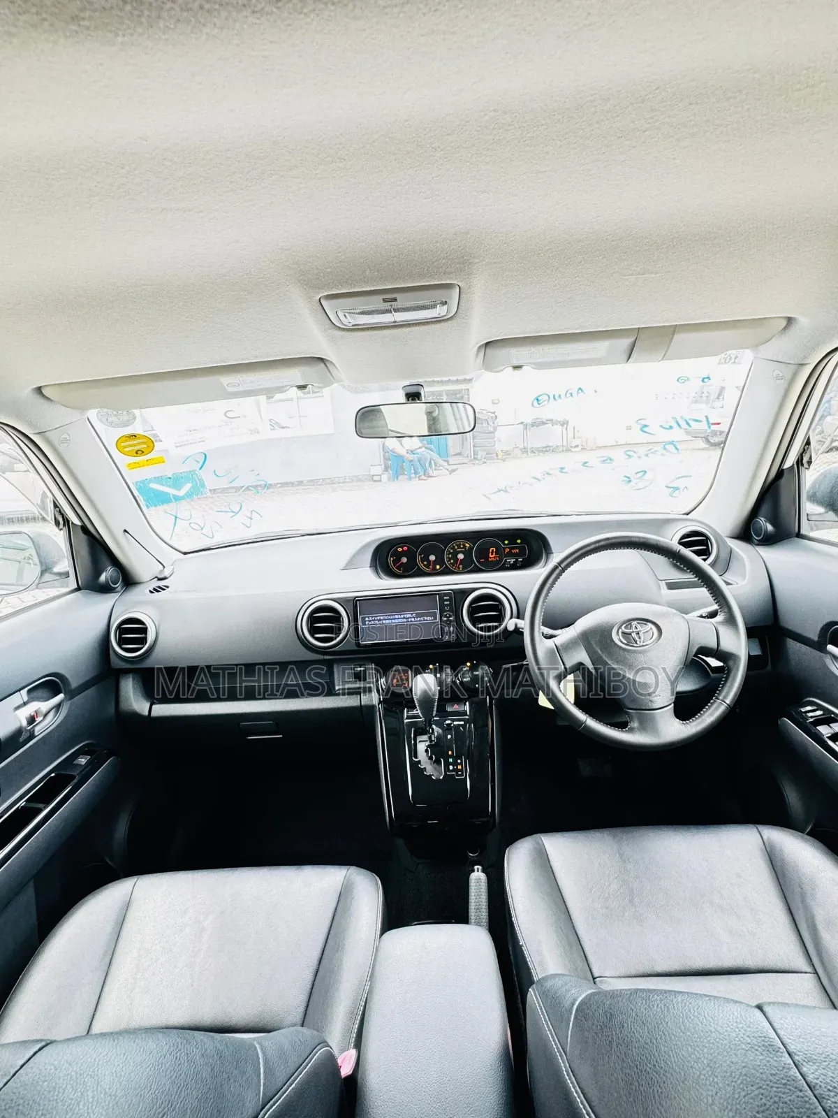 Toyota Corolla Rumion 2011 Pearl