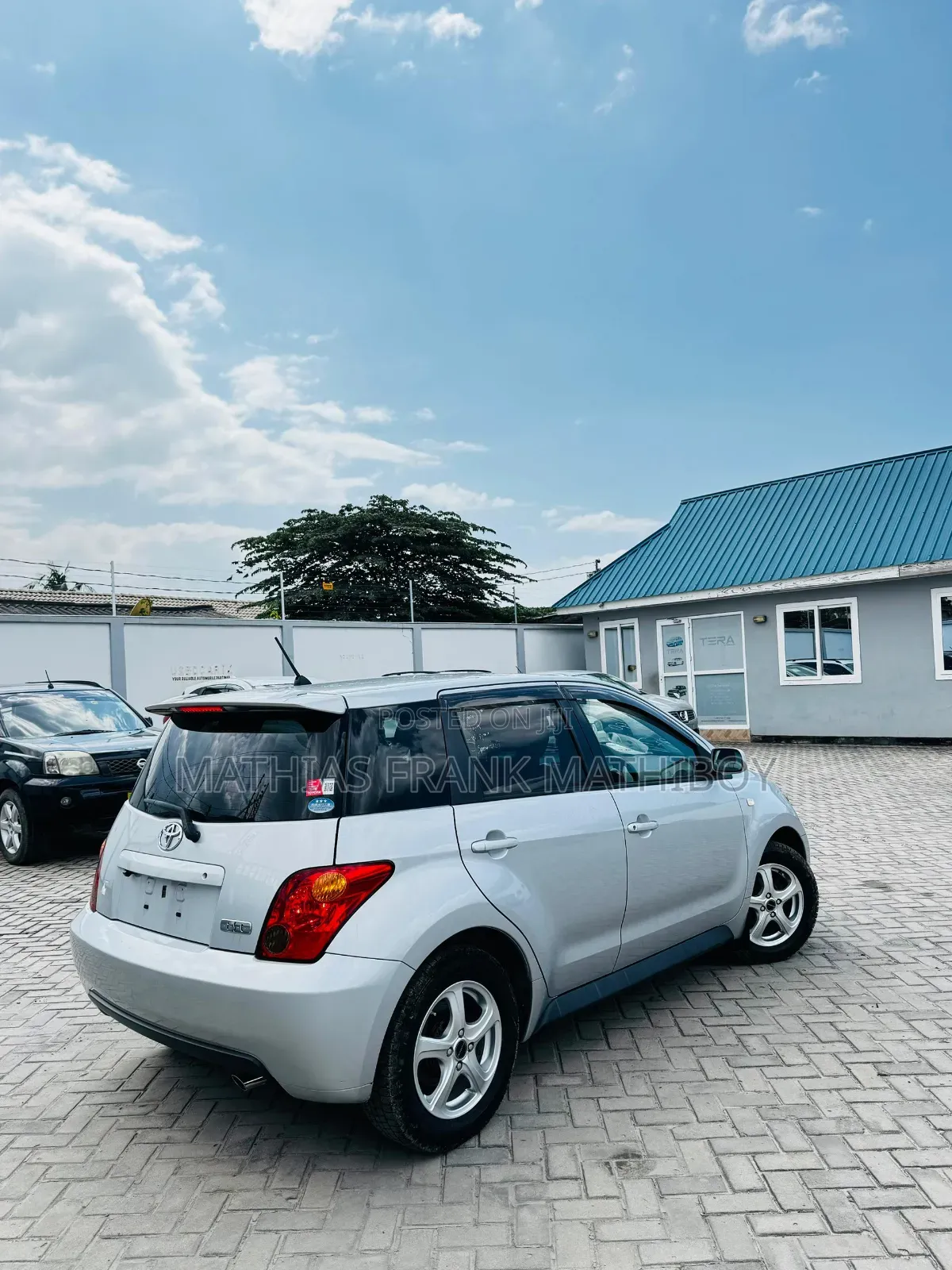 Toyota IST 2004 Silver