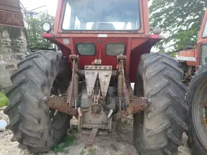 Heavy Weight Tractor Massey Ferguson