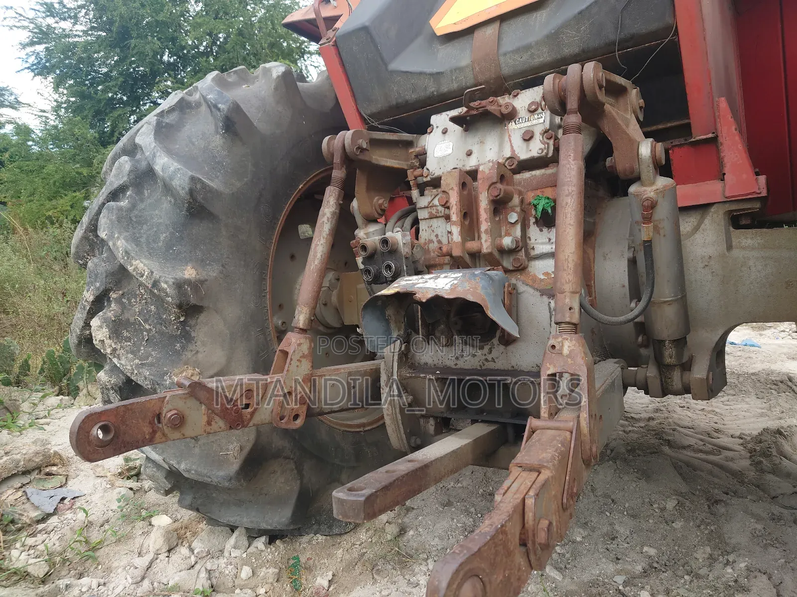 Heavy Weight Tractor Massey Ferguson