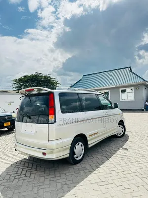 Toyota Noah 2001 Silver