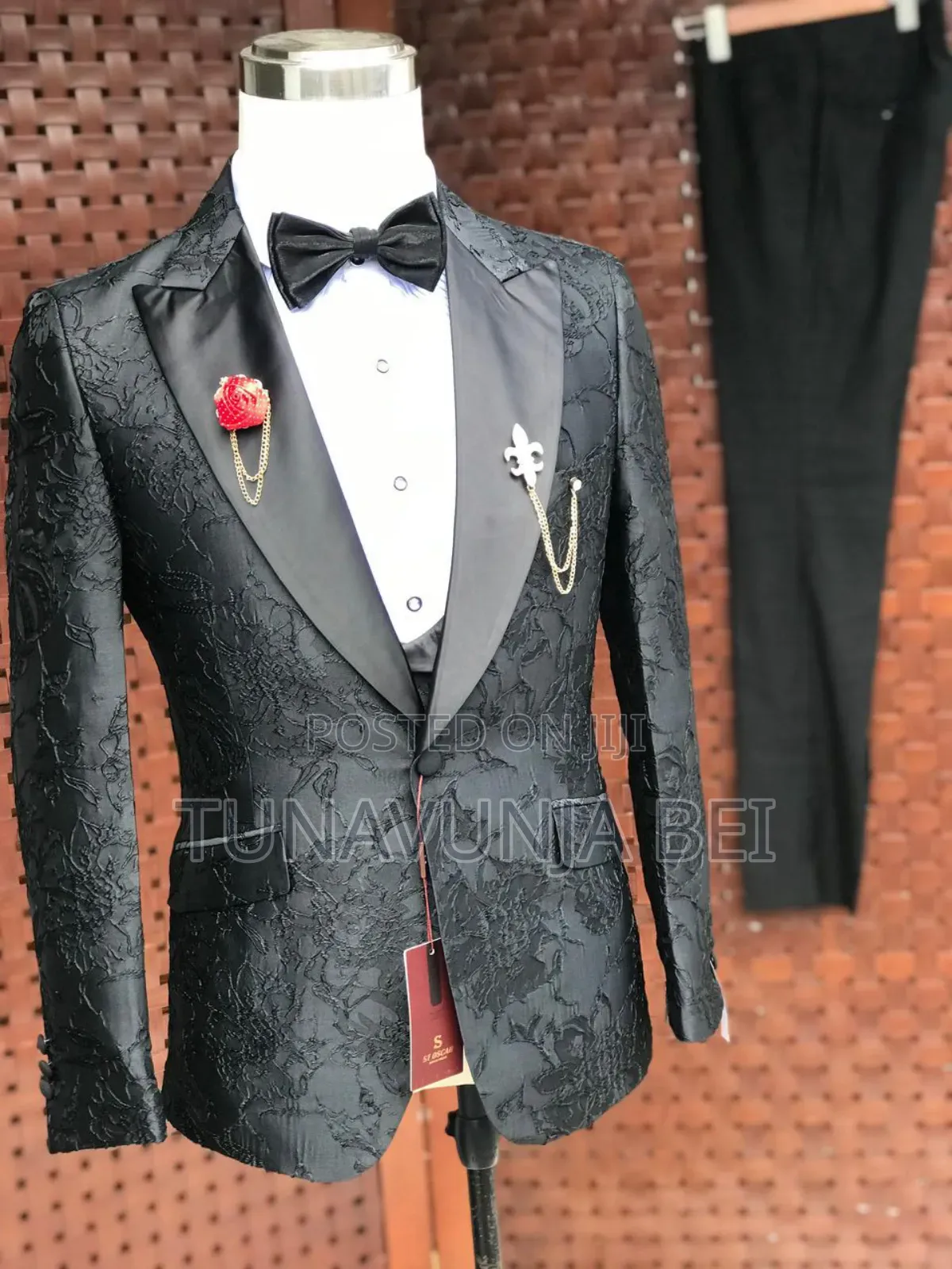 Brand Oscar / Wedding Suit