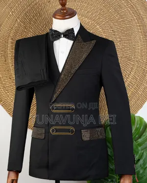 Suit Classic Men/ Brand New