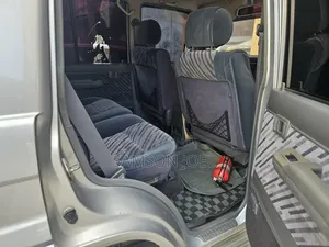 Toyota Land Cruiser Prado 2000 Silver