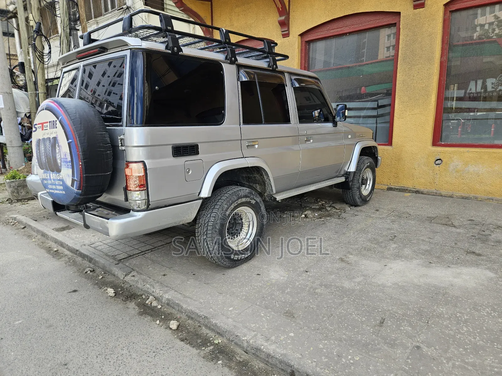 Toyota Land Cruiser Prado 2000 Silver