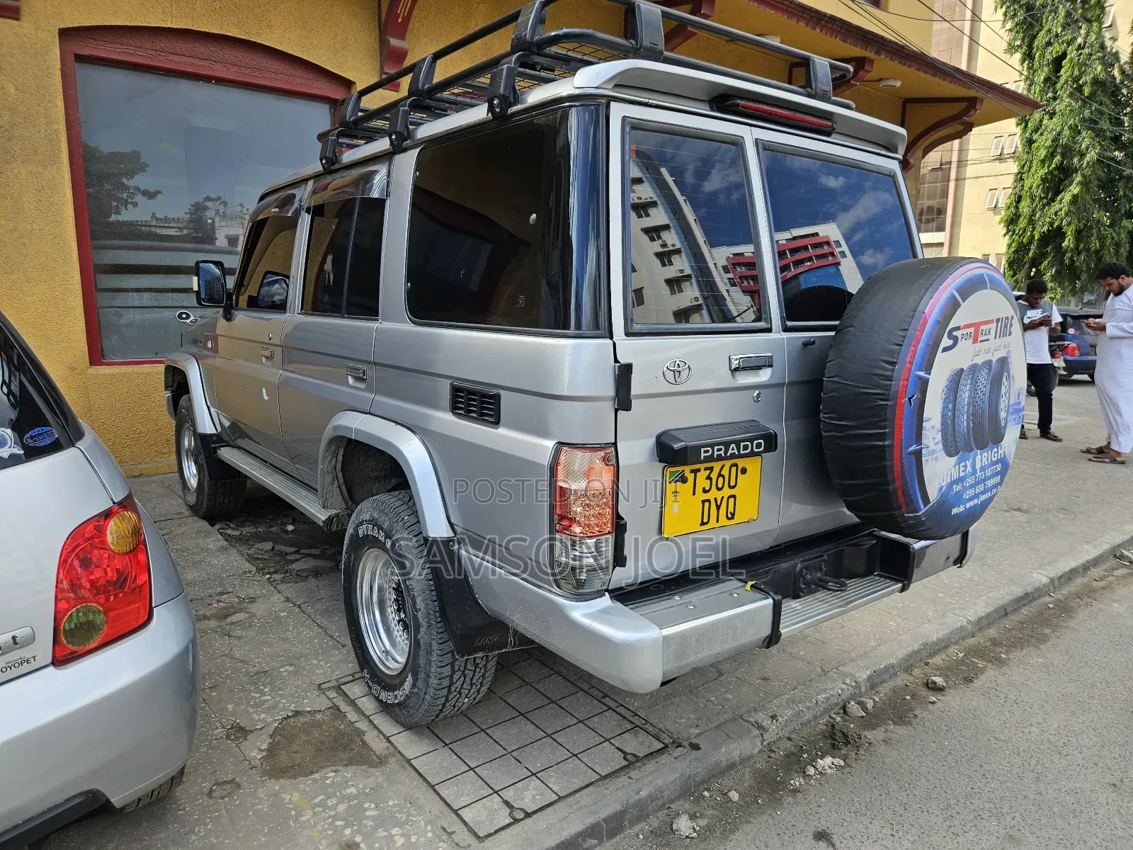 Toyota Land Cruiser Prado 2000 Silver
