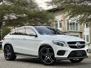 Mercedes-Benz GLE-Class 2017 White