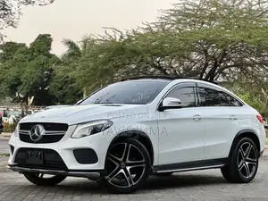 Mercedes-Benz GLE-Class 2017 White