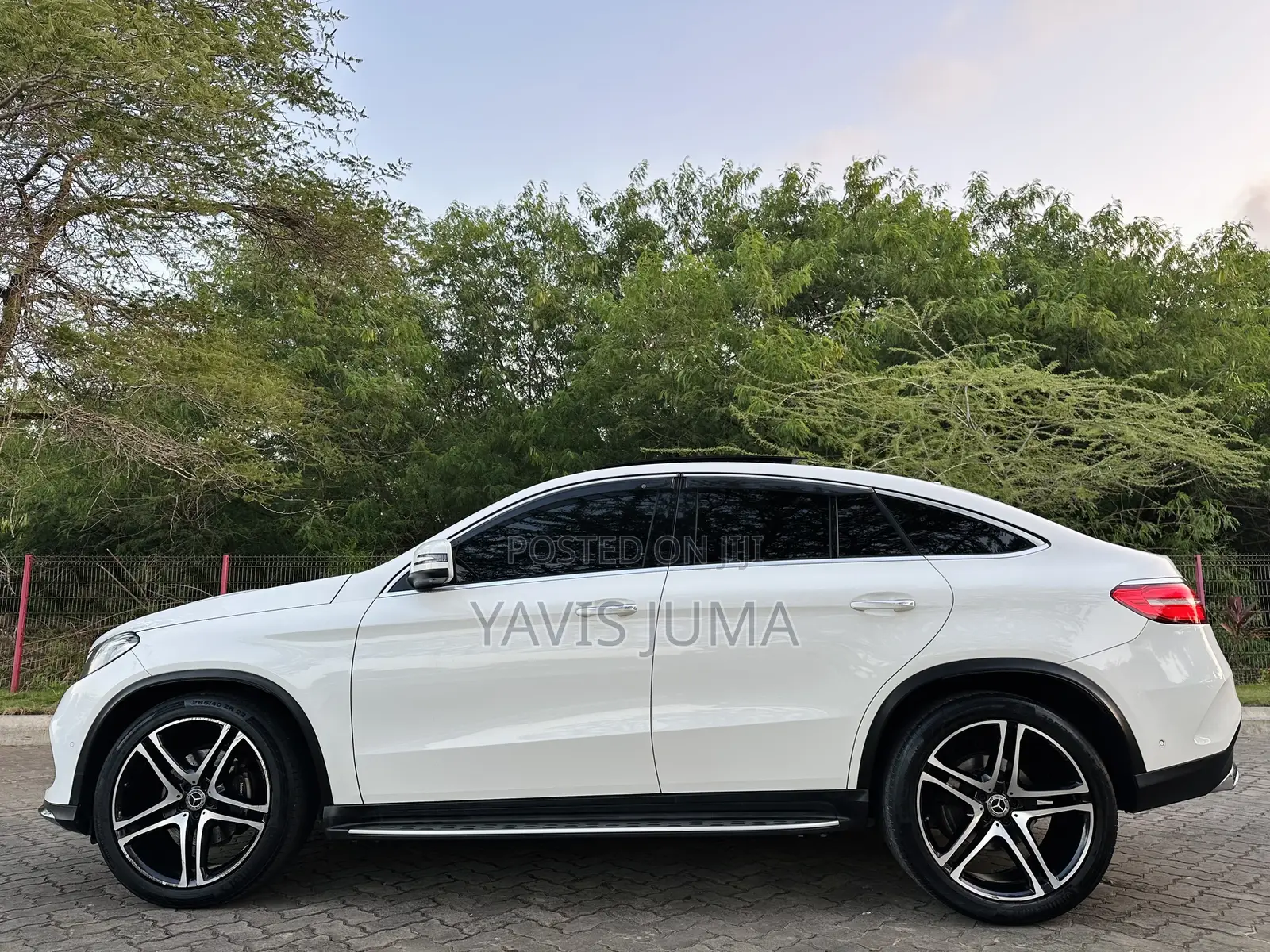 Mercedes-Benz GLE-Class 2017 White