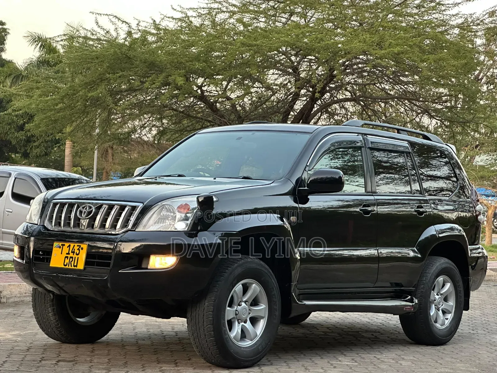 Toyota Land Cruiser Prado 2005 Black