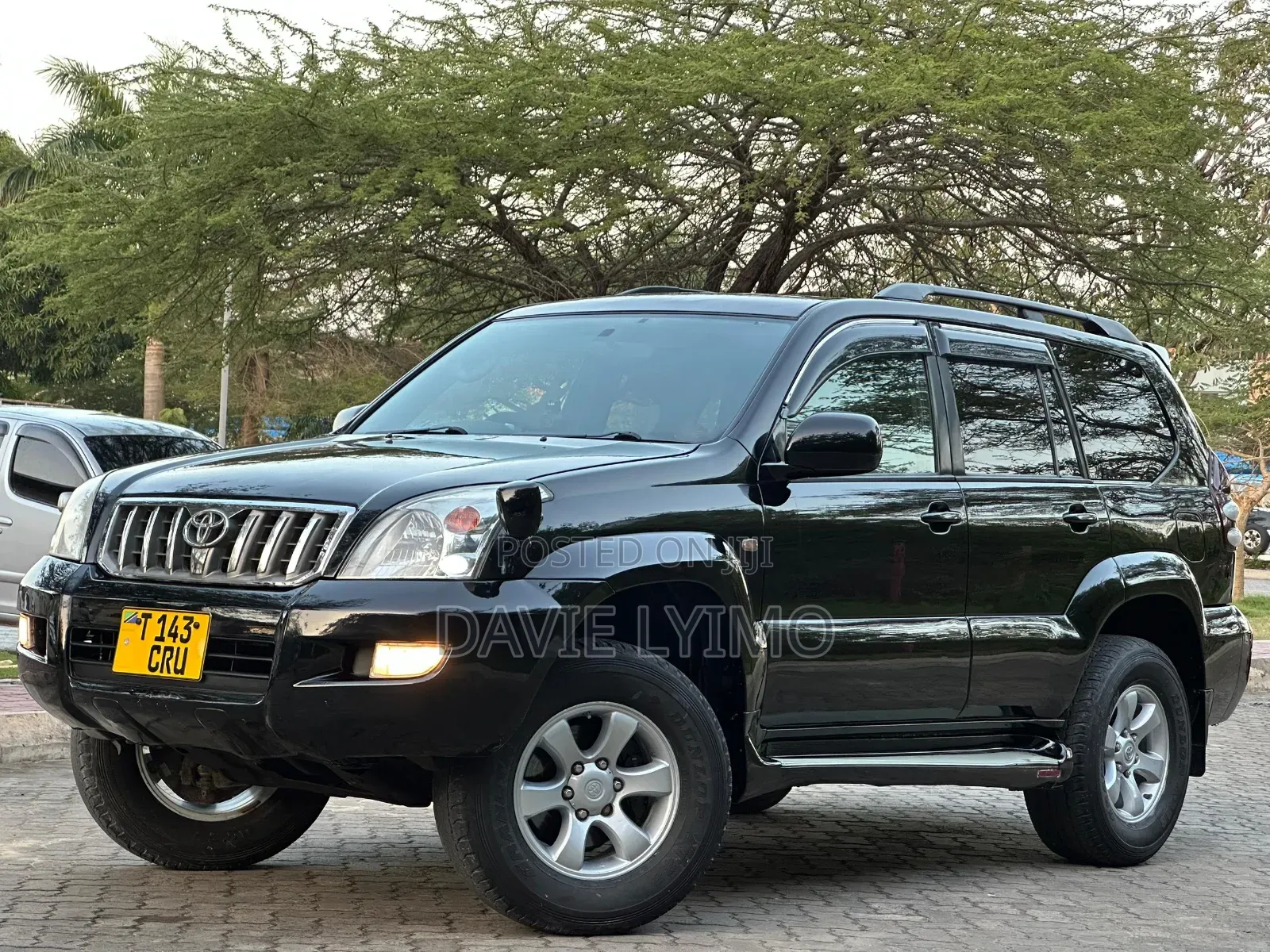 Toyota Land Cruiser Prado 2005 Black