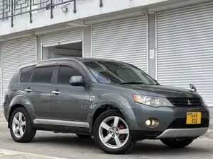 Mitsubishi Outlander 2006 Gray