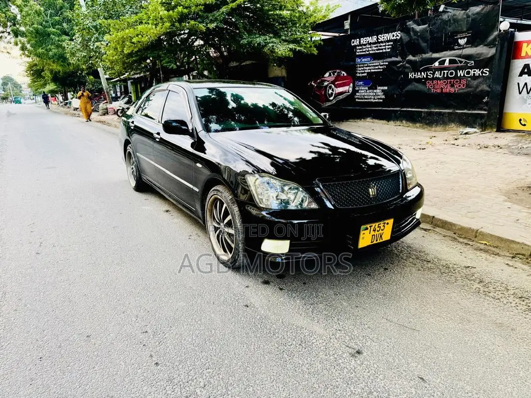 Toyota Crown 2007 Black