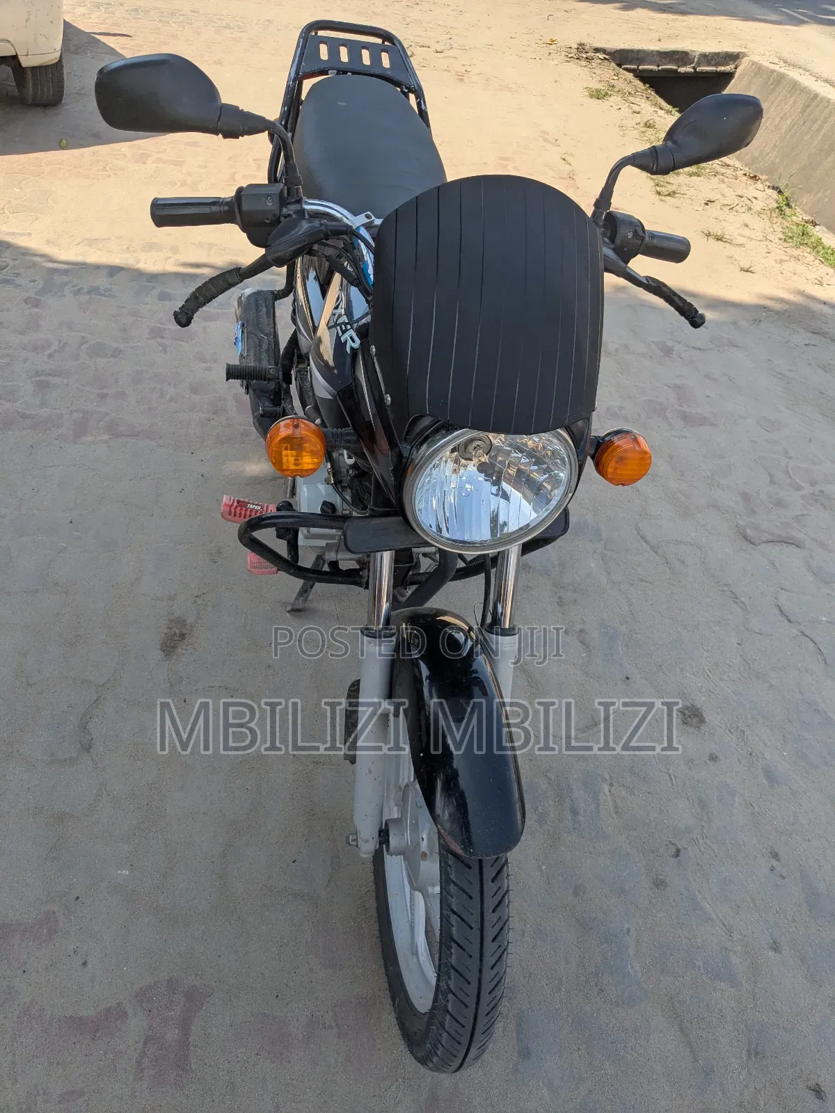 Bajaj Boxer 125 2024 Black