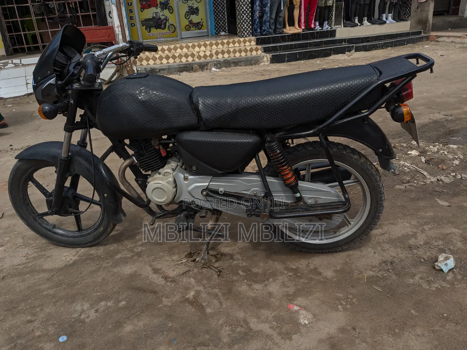 Bajaj Boxer 125 2024 Black