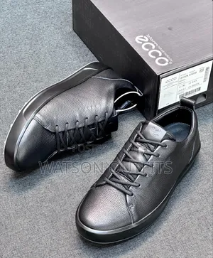 Men's Black and White Colours Ecco Leather Materials Shoes