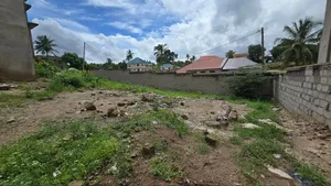 6bdrm House in Goba for sale