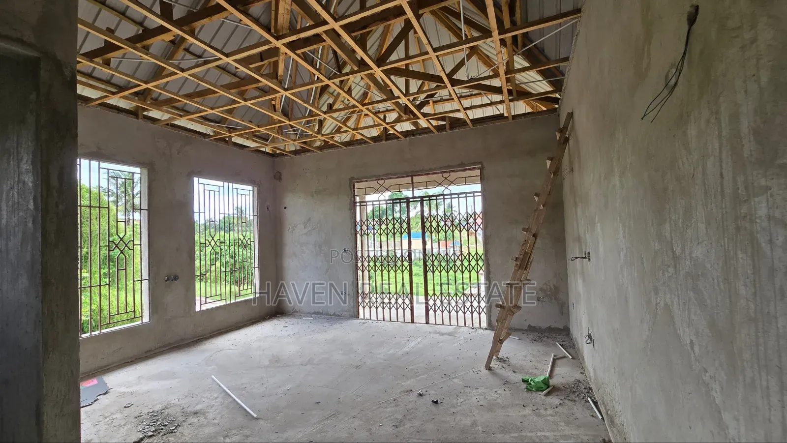 6bdrm House in Goba for sale