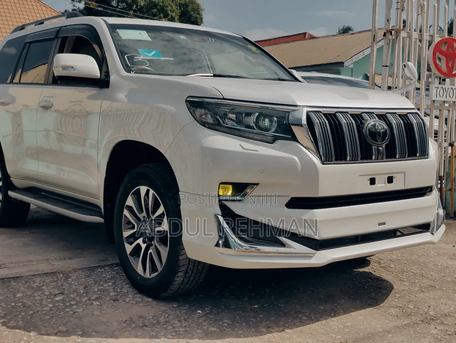 Toyota Land Cruiser Prado 2.7 2022 White