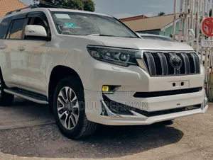 Toyota Land Cruiser Prado 2.7 2022 White