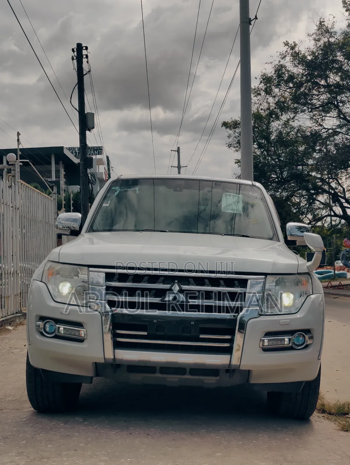 Mitsubishi Pajero V90 3.2 DI-D 2014 White