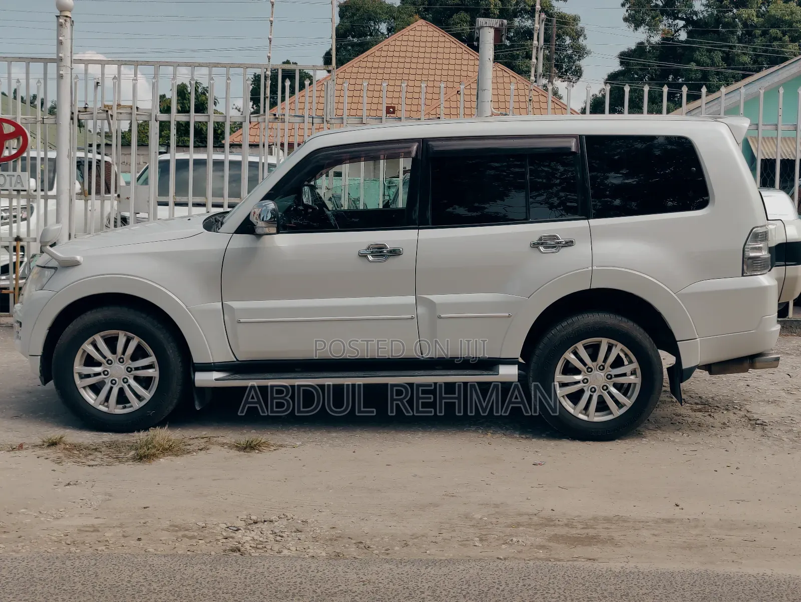 Mitsubishi Pajero V90 3.2 DI-D 2014 White