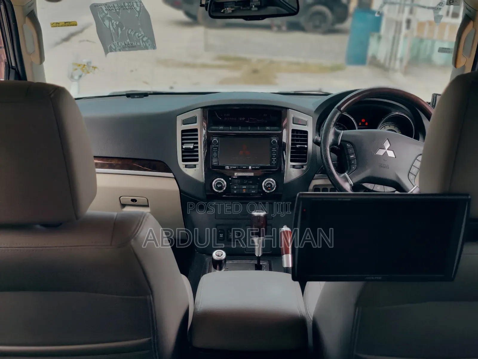Mitsubishi Pajero V90 3.2 DI-D 2014 White