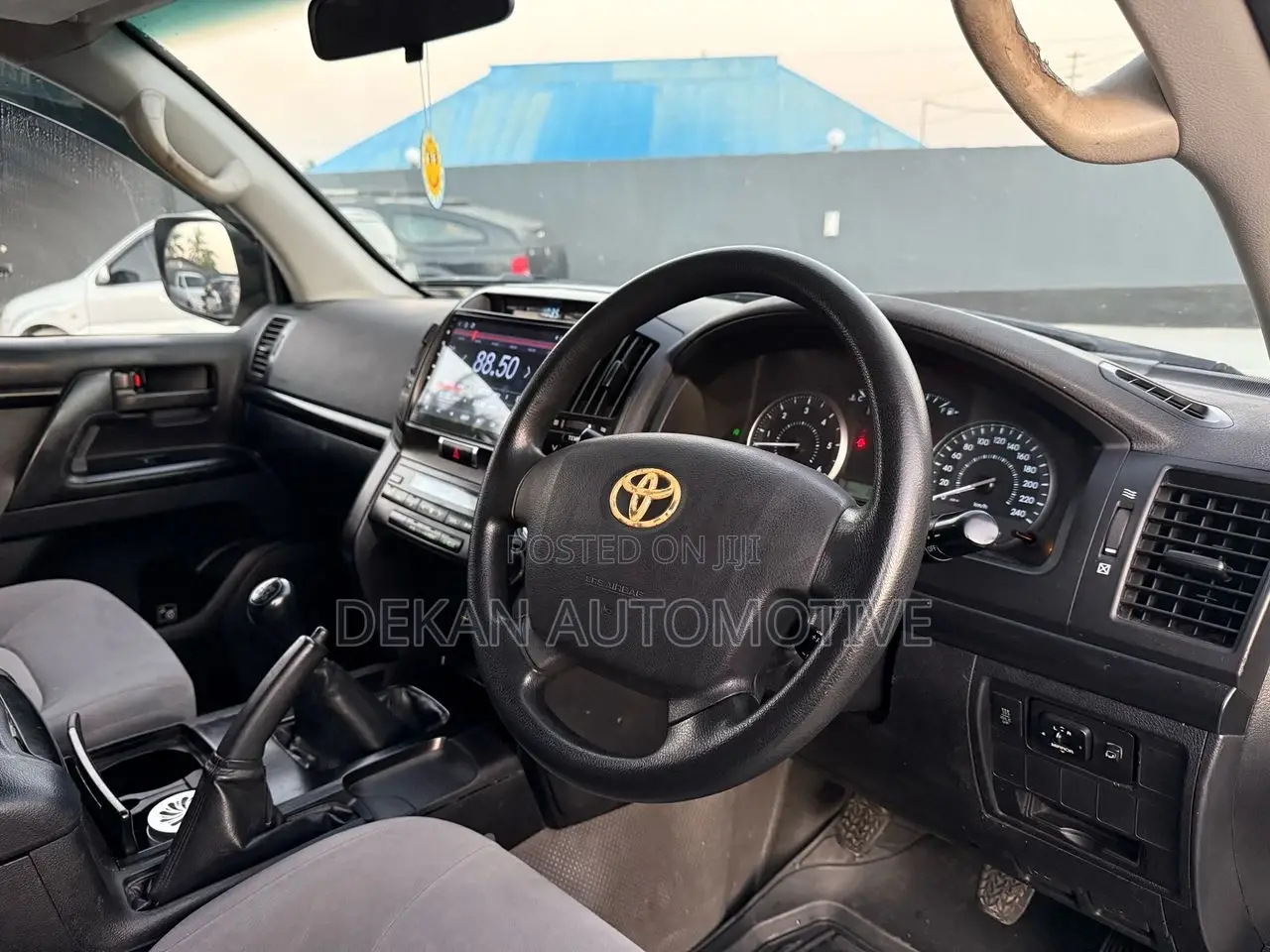 Toyota Land Cruiser 100 4.7 Executive 2008 White