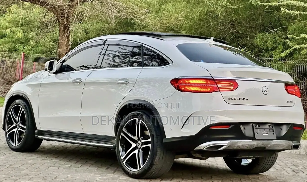 Mercedes-Benz GLC-Class 2017 White