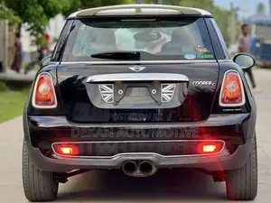 Mini Cooper S 2010 Black