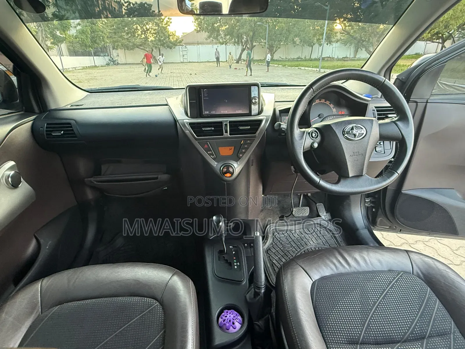 Toyota iQ 2010 Black