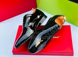 Men's Exceptional Black Shinning Leather Shoes