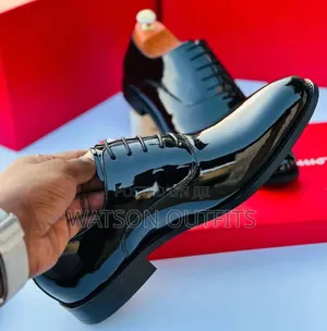 Men's Exceptional Black Shinning Leather Shoes